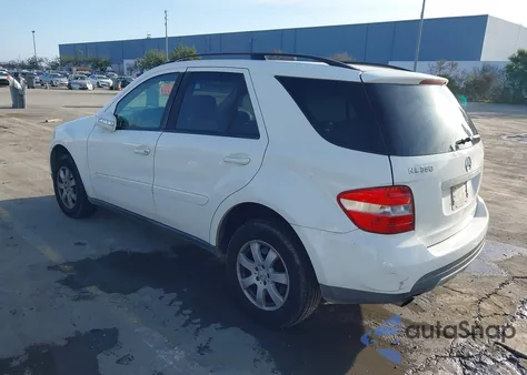 2007 Mercedes-Benz Ml 350 4Matic z USA, uszkodzony, nr VIN 4JGBB86E67A198104